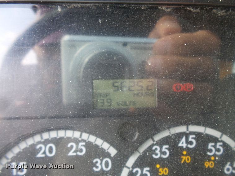 image for item FU9325 2003 Sterling L-Line dump truck