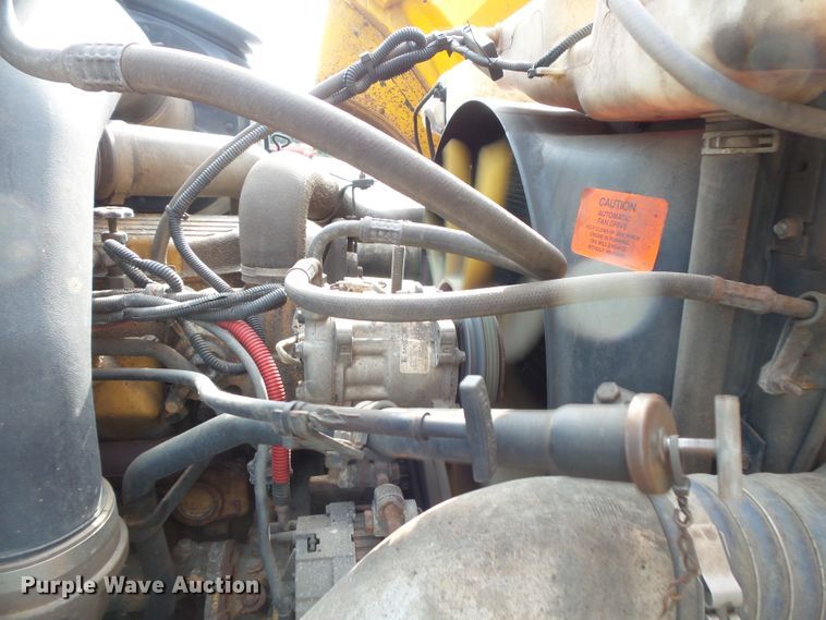 image for item FU9325 2003 Sterling L-Line dump truck