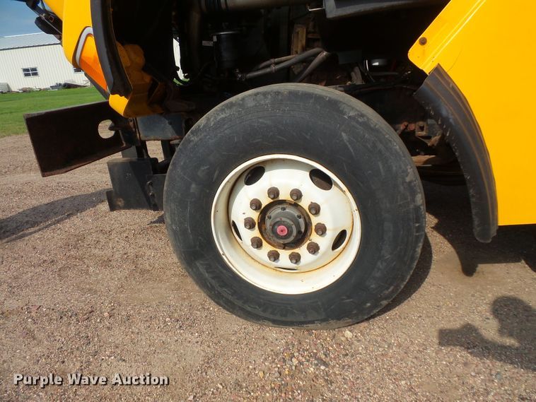 image for item FU9325 2003 Sterling L-Line dump truck