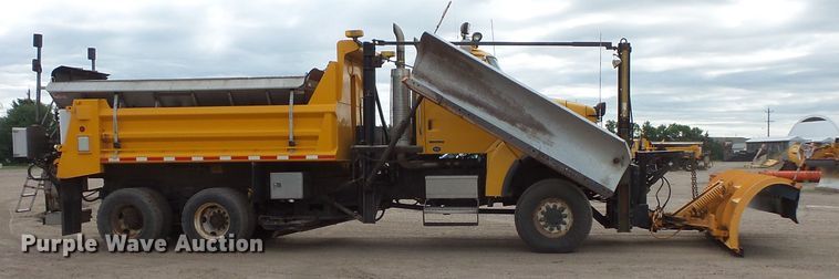 image for item FU9327 2005 Sterling L-Line dump truck