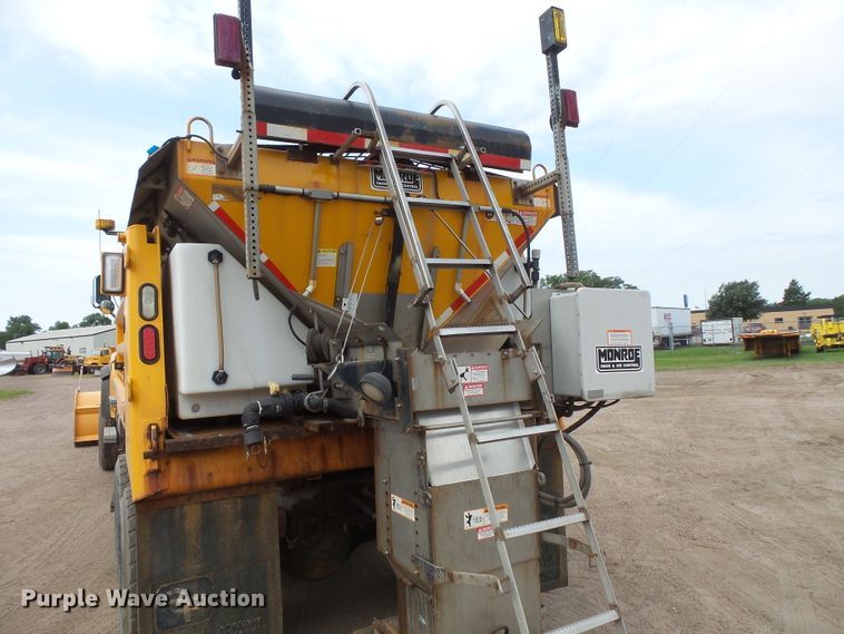 image for item FU9327 2005 Sterling L-Line dump truck