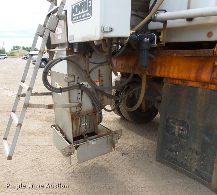 image for item FU9327 2005 Sterling L-Line dump truck