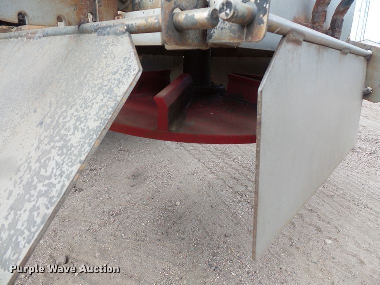 image for item FU9327 2005 Sterling L-Line dump truck