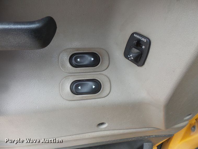 image for item FU9327 2005 Sterling L-Line dump truck