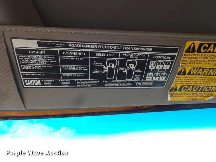 image for item FU9327 2005 Sterling L-Line dump truck