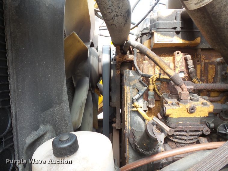 image for item FU9327 2005 Sterling L-Line dump truck