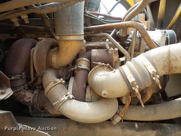 image for item FU9327 2005 Sterling L-Line dump truck