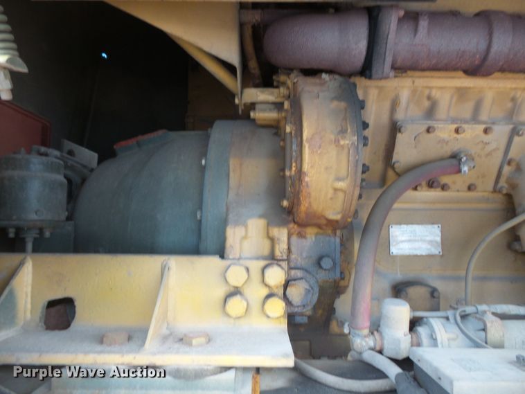 image for item FU9352 1990 Oshkosh WT2206 snow blower truck