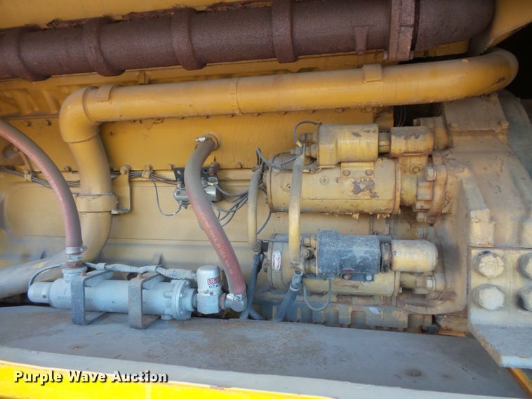 image for item FU9352 1990 Oshkosh WT2206 snow blower truck