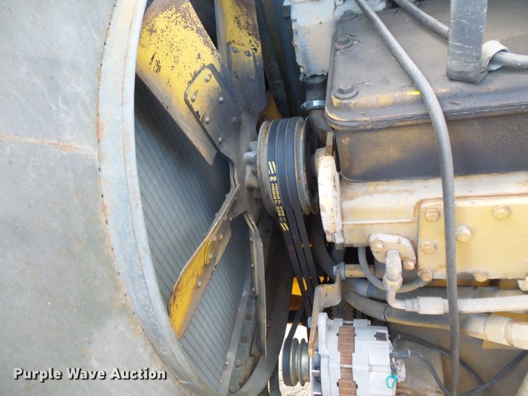 image for item FU9352 1990 Oshkosh WT2206 snow blower truck