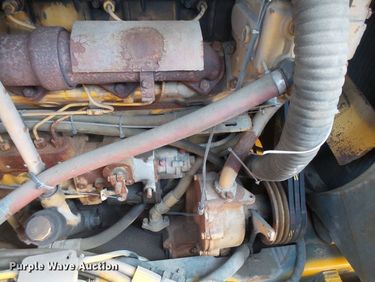 image for item FU9352 1990 Oshkosh WT2206 snow blower truck