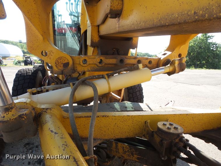 image for item FU9353 1991 John Deere 770BH motor grader