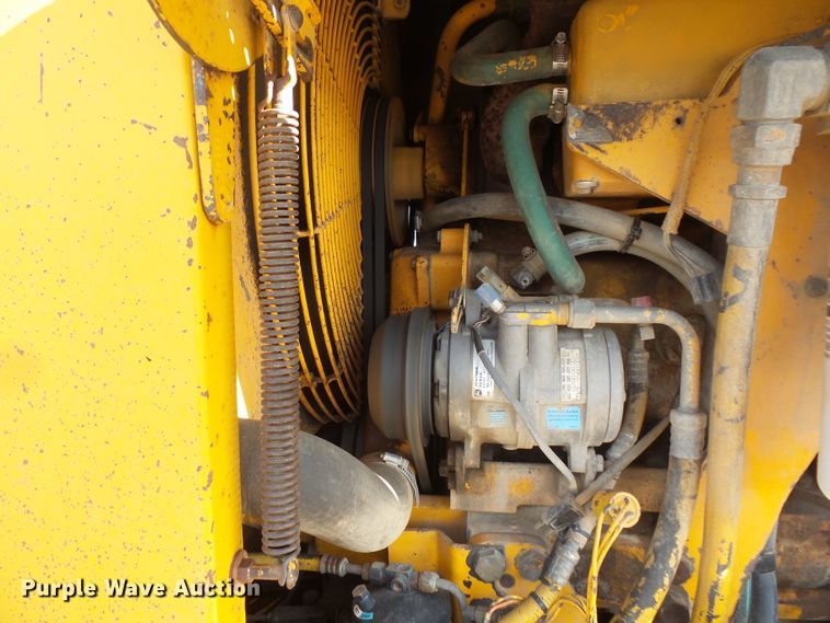 image for item FU9353 1991 John Deere 770BH motor grader