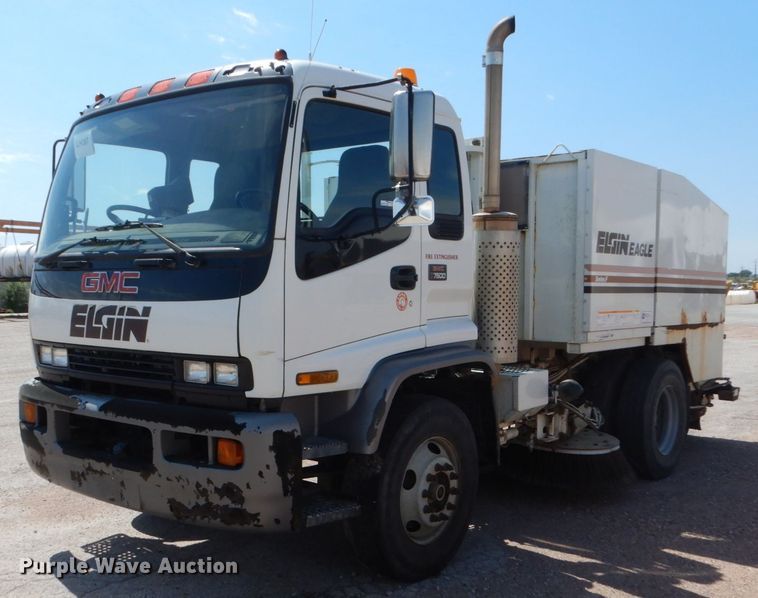 image for item FU9404 1999 Elgin Eagle Series F street sweeper