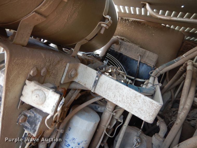 image for item FU9404 1999 Elgin Eagle Series F street sweeper