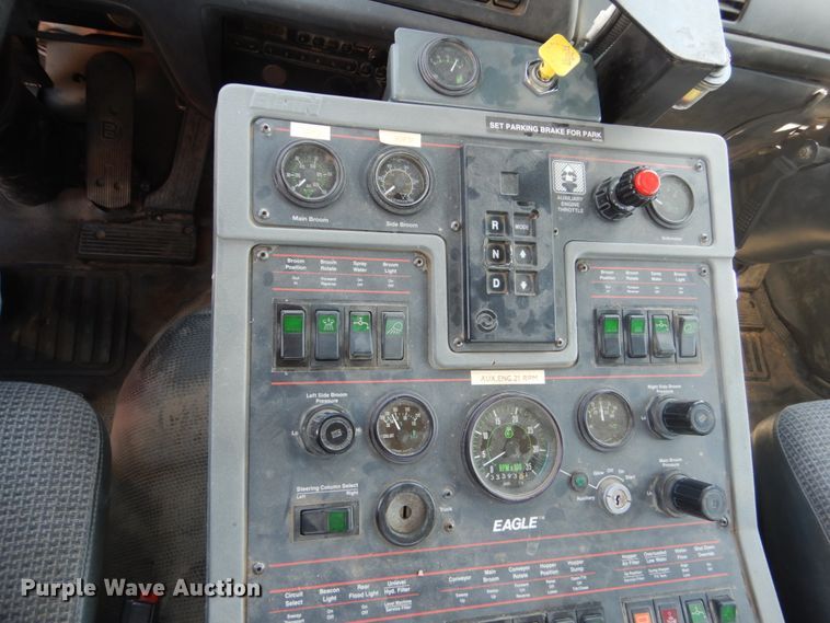 image for item FU9404 1999 Elgin Eagle Series F street sweeper