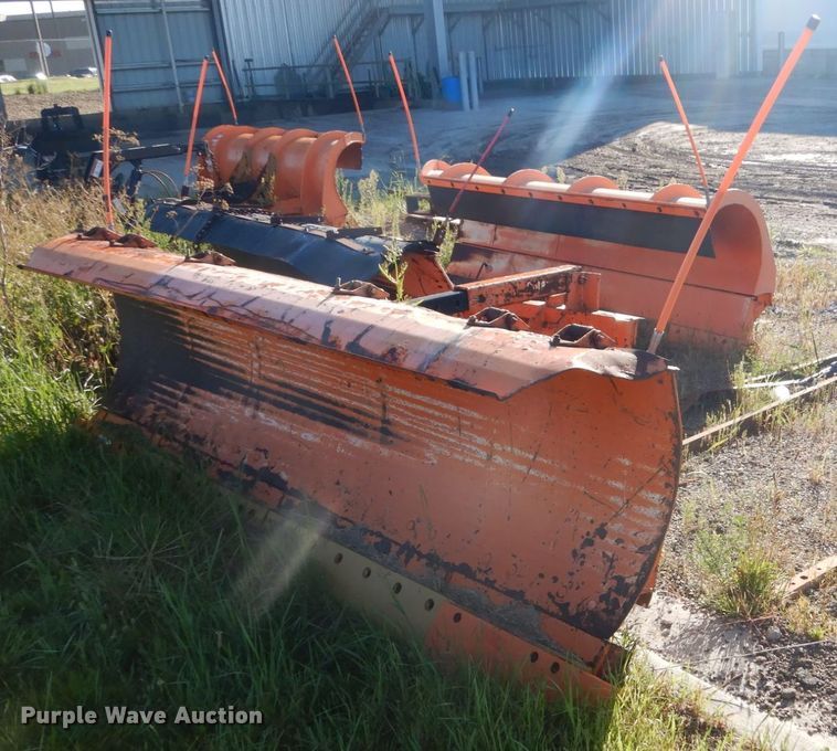 image for item FU9429 10'W snow plow