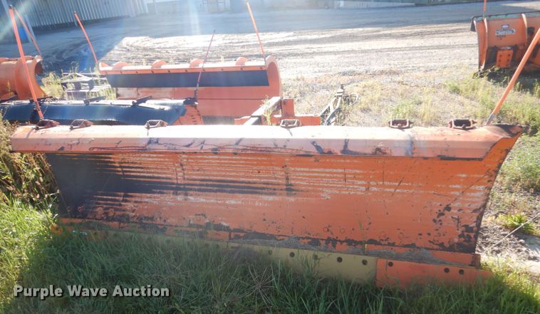 image for item FU9429 10'W snow plow