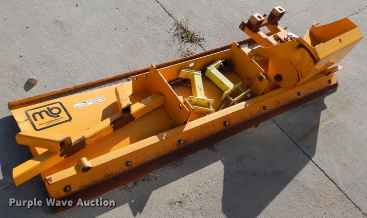 image for item FU9430 M-B snow plow