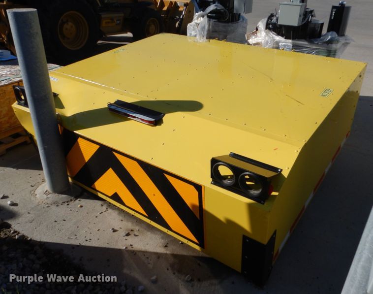 image for item FU9431 Barrier Systems crash attenuator