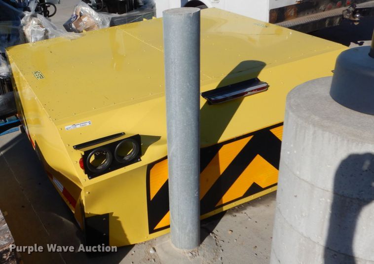 image for item FU9431 Barrier Systems crash attenuator