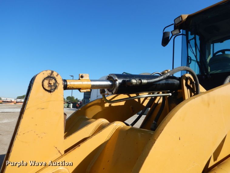 image for item FU9432 1997 Caterpillar 928G wheel loader