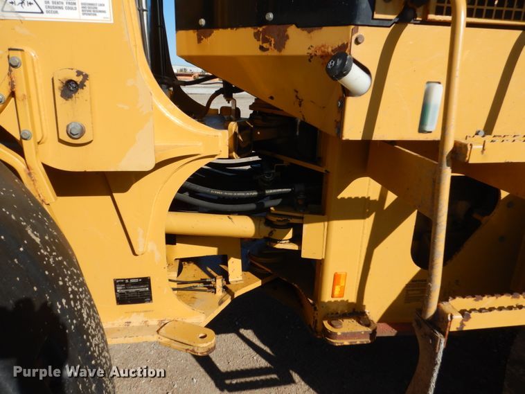 image for item FU9432 1997 Caterpillar 928G wheel loader