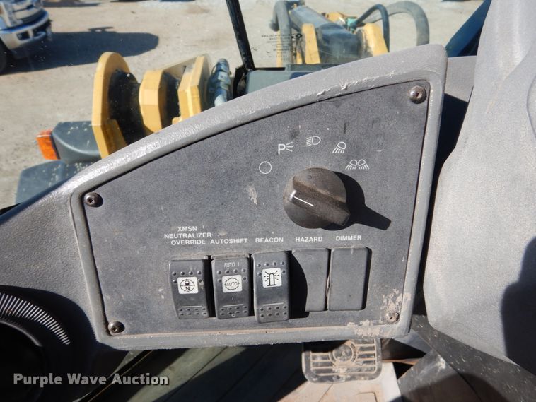 image for item FU9432 1997 Caterpillar 928G wheel loader