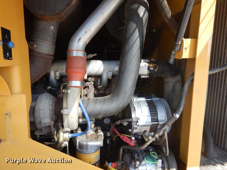 image for item FU9432 1997 Caterpillar 928G wheel loader