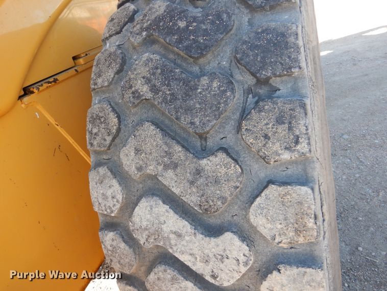 image for item FU9432 1997 Caterpillar 928G wheel loader