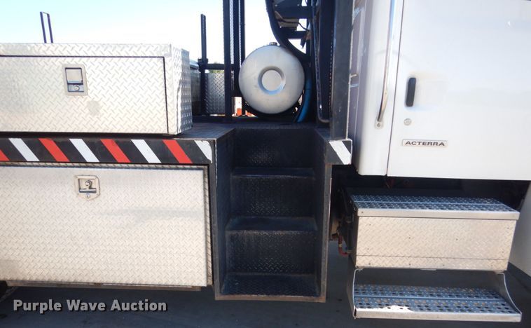 image for item FU9433 2006 Sterling Acterra knuckle boom crane truck