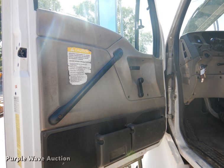 image for item FU9433 2006 Sterling Acterra knuckle boom crane truck