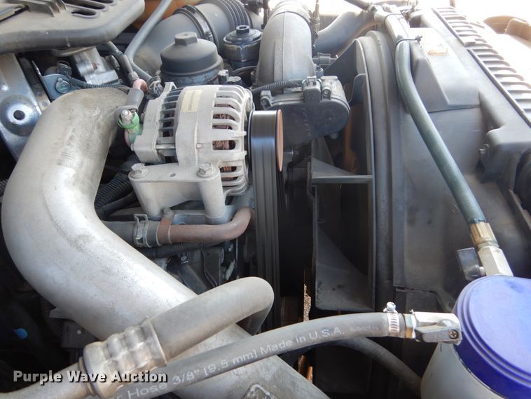 image for item FU9434 2003 Ford F350 Super Duty utility bed pickup truck