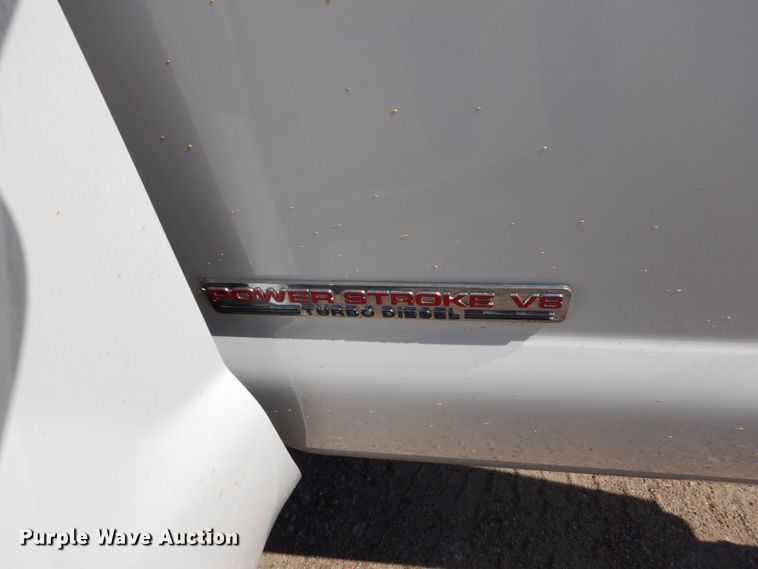 image for item FU9434 2003 Ford F350 Super Duty utility bed pickup truck