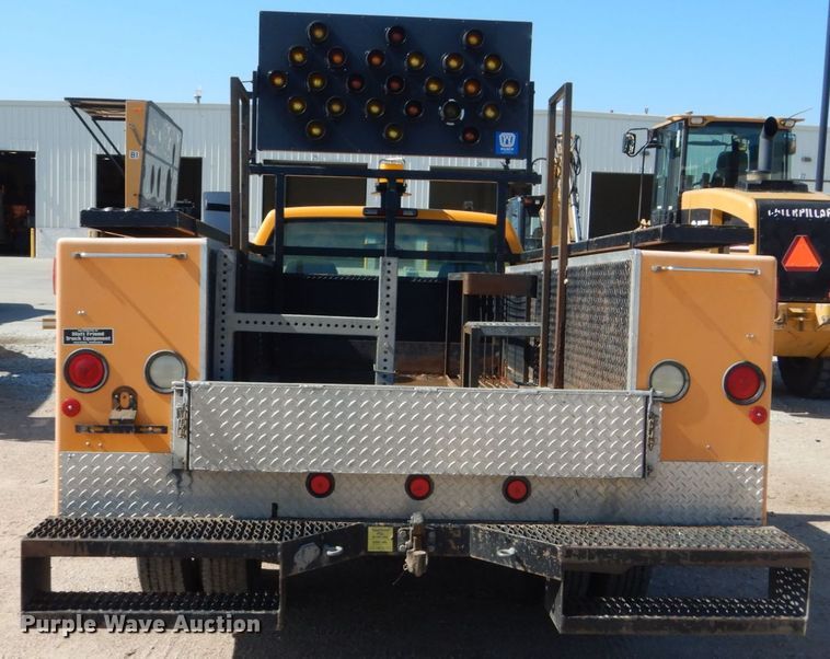 image for item FU9435 1998 Chevrolet C3500 utility bed pickup truck