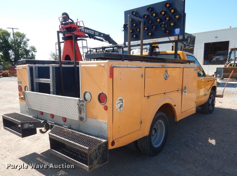 image for item FU9435 1998 Chevrolet C3500 utility bed pickup truck