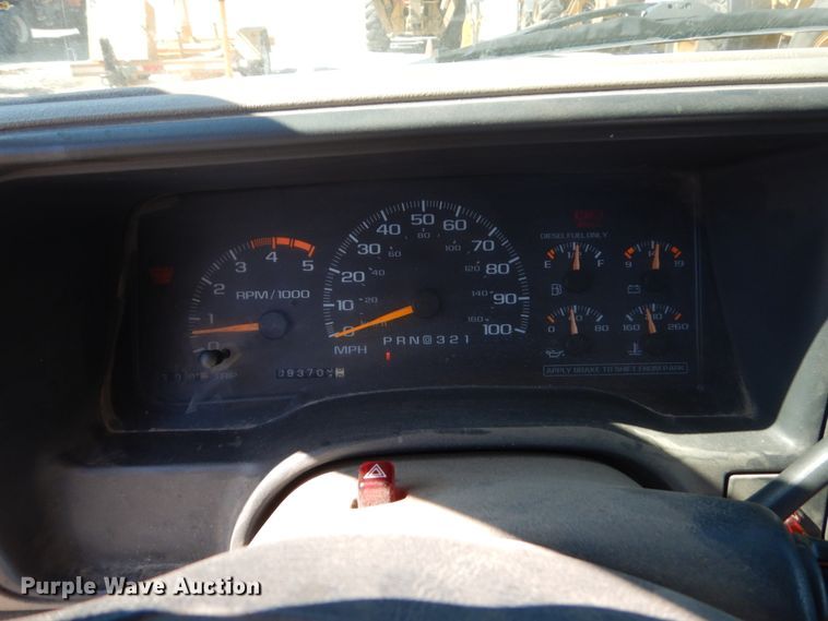 image for item FU9435 1998 Chevrolet C3500 utility bed pickup truck