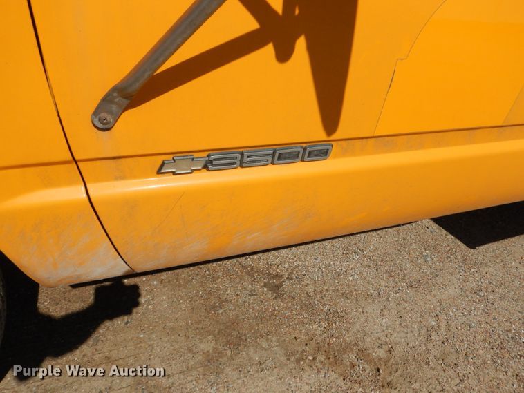 image for item FU9435 1998 Chevrolet C3500 utility bed pickup truck