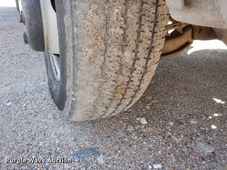 image for item FU9435 1998 Chevrolet C3500 utility bed pickup truck