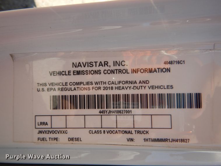 image for item FU9437 2018 International 4300 chipper truck