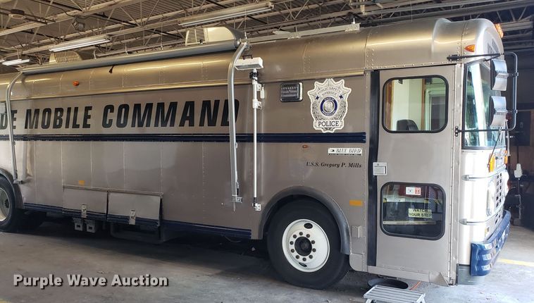 image for item FW9510 1972 International Blue Bird school bus