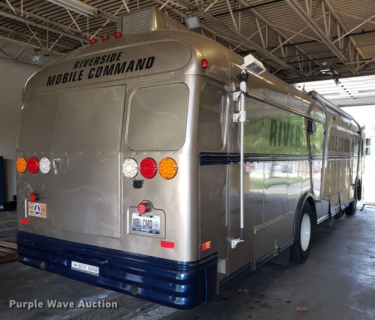 image for item FW9510 1972 International Blue Bird school bus