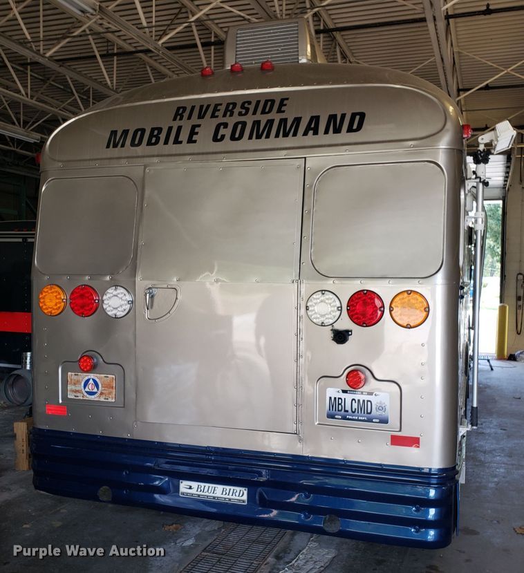 image for item FW9510 1972 International Blue Bird school bus