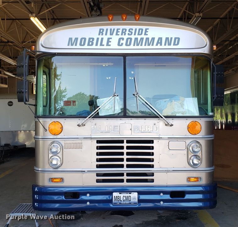 image for item FW9510 1972 International Blue Bird school bus