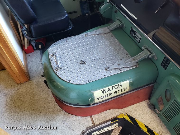 image for item FW9510 1972 International Blue Bird school bus