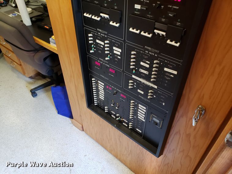 image for item FW9510 1972 International Blue Bird school bus