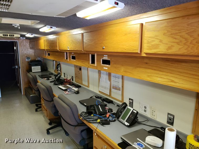 image for item FW9510 1972 International Blue Bird school bus