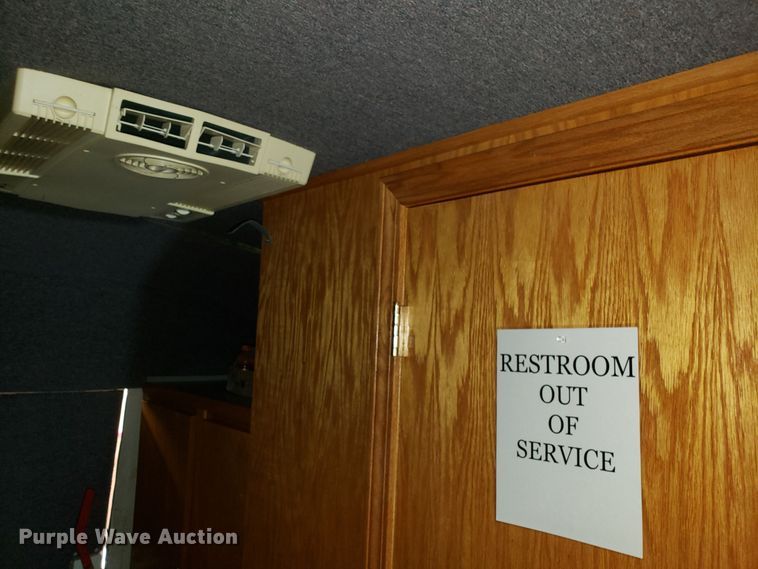 image for item FW9510 1972 International Blue Bird school bus