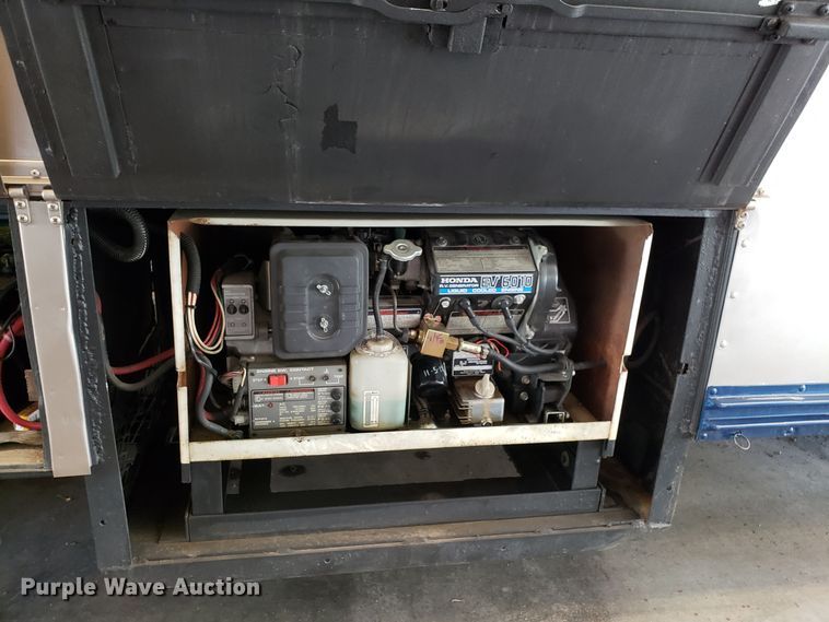 image for item FW9510 1972 International Blue Bird school bus