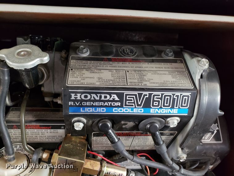 image for item FW9510 1972 International Blue Bird school bus